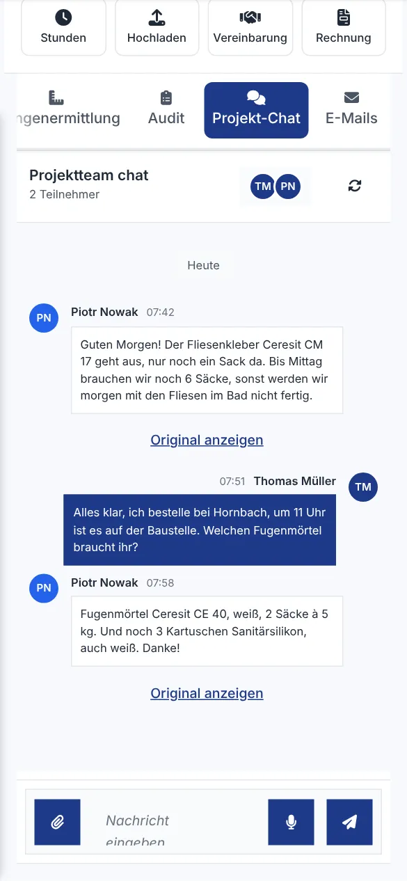 Projekt-Chat mit Nachrichten von Piotr Nowak, aus dem Polnischen ins Deutsche übersetzt