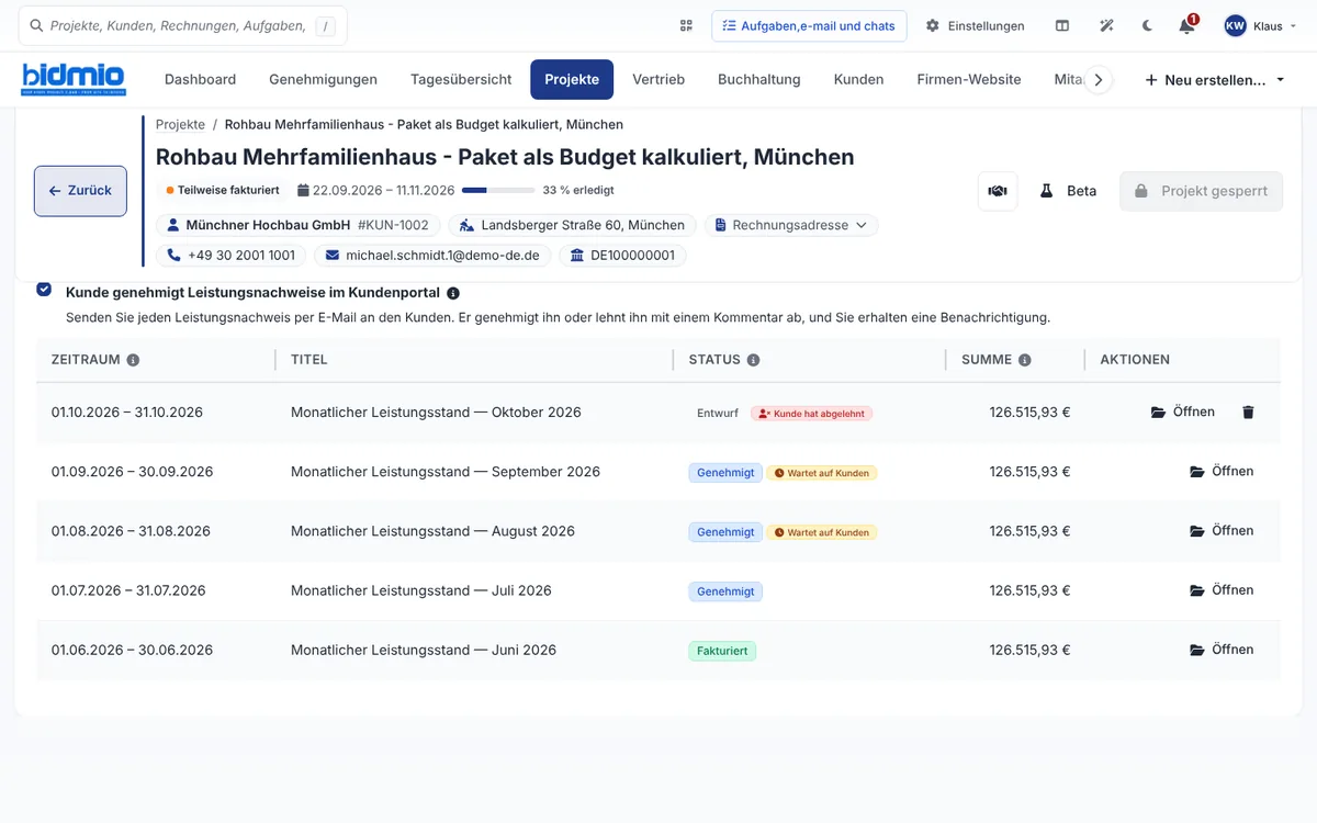 Liste monatlicher Leistungsnachweise von Juni bis Oktober 2026 mit Freigabe- und Abrechnungsstatus