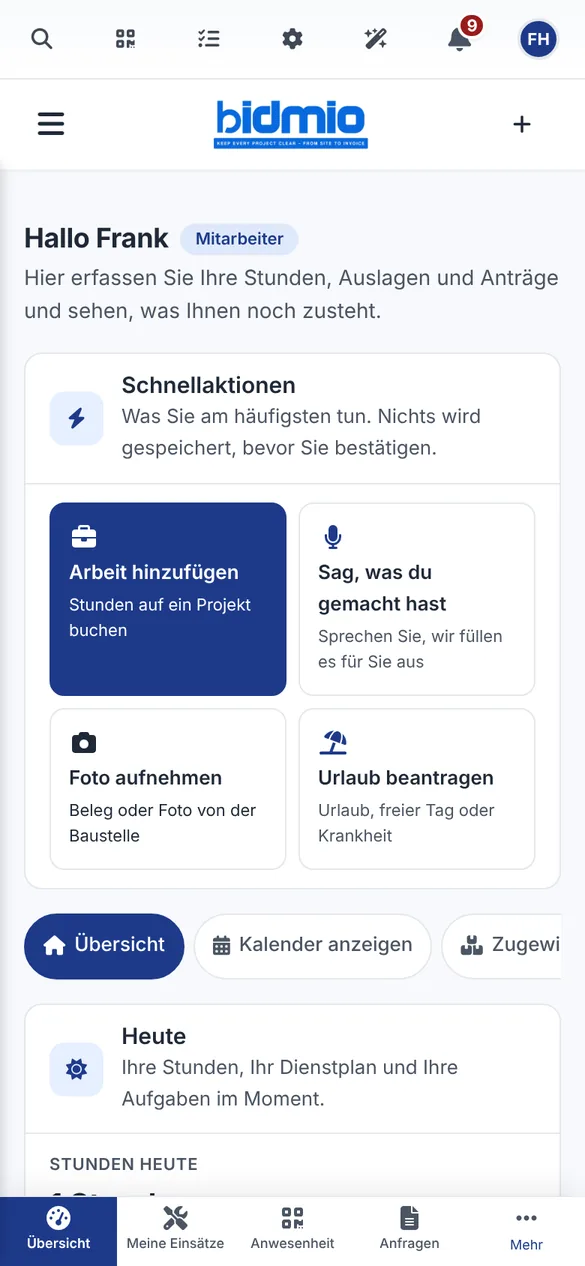 Arbeitsbereich eines Malers auf dem Handy mit Schnellaktionen Arbeit hinzufügen und Foto aufnehmen