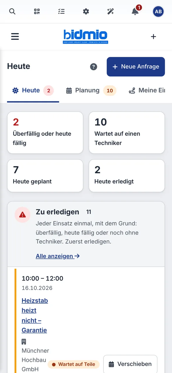 Kundendienst-Übersicht Heute mit überfälligen Einsätzen, wartenden Anfragen und dem Button Neue Anfrage